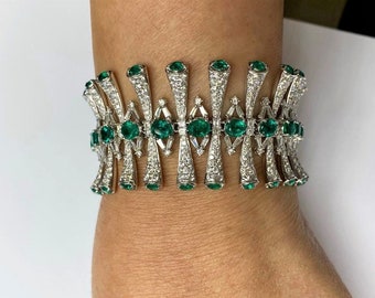 70% OFF Liquidation Clearance!!! Accepting Best Offers!!! NWT 135,000 Rare 18KT Gold 27CT Emerald and Diamond Bracelet