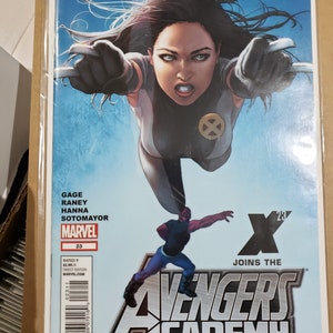 X-men Avengers 4er Set Comic Bücher Alle NM Fantomex X23