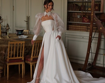 Classic Simple Modern Minimalist Plain Sleeveless Removable Long sleeve bolero Straight Neckline Corset A-line Slit skirt Wedding Dress