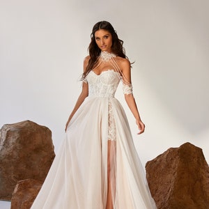 Light unusual Corset Sleeveless Lace Split skirt Removable accessories Sequin A-line court train wedding dress image 1