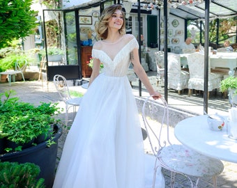 Beautiful Light Open shoulder Sleeveless  V neck and back Corset A-line Glitter Sparkling Sort train Wedding dress