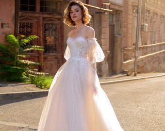 Romantic Lace Pleated Corset Spacious removable sleeves with delicate cuffs Tulle Mid train A-line Wedding dress