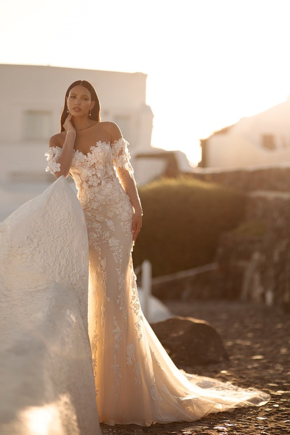 Wedding dress with top heart shaped back
