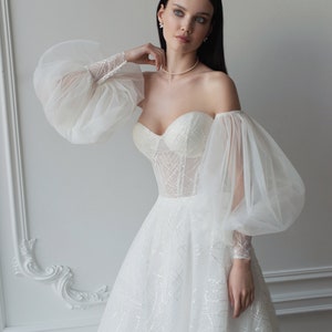 Classic Simple Corset Sleeveless Removable Long puffy sleeves Lace Tulle A-line court train bridal gown wedding dress image 3