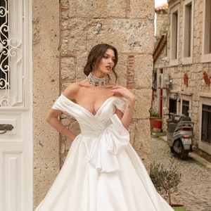Classic Pleated off the shoulder Bow belt Lace up back A-line Chapel train Plain Satin wedding dress Bridal gown image 4
