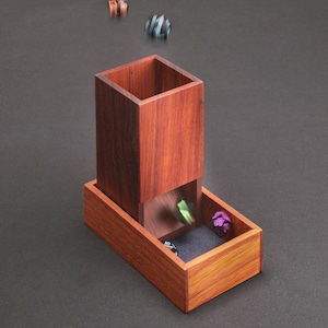 Padoek Dice tower