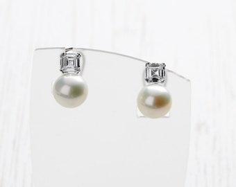 Toi et moi  silver earrings, zircon earrings, 925 sterling silver, cultured pearl earrings, Silver Studs, bride earrings, Bridesmaid Gifts