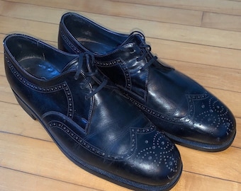 Vintage Bally Suisse prestige Luciano black wingtip shoes, mens size 8 E black wingtips