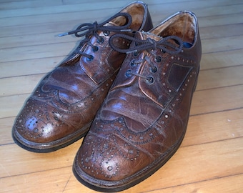Joseph Abboud Enea Taupe Suede Wingtip Oxfords Mens Shoes  display picture 3