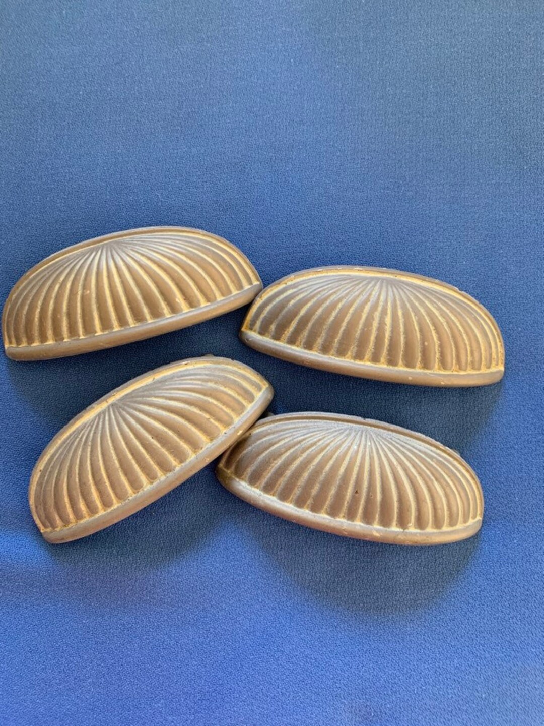 Vintage 1990s Clamshell Satin Finish Drawer Pull NOS, Single Drawer