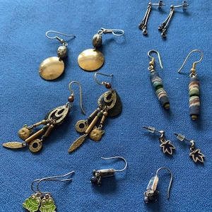 Vintage 1990s dangle earrings, vintage earrings, lots of earrings to choose from