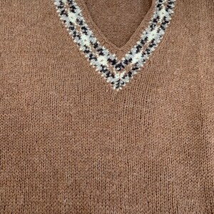 Vintage 1960s hand knit sweater, fine wool sweater image 8