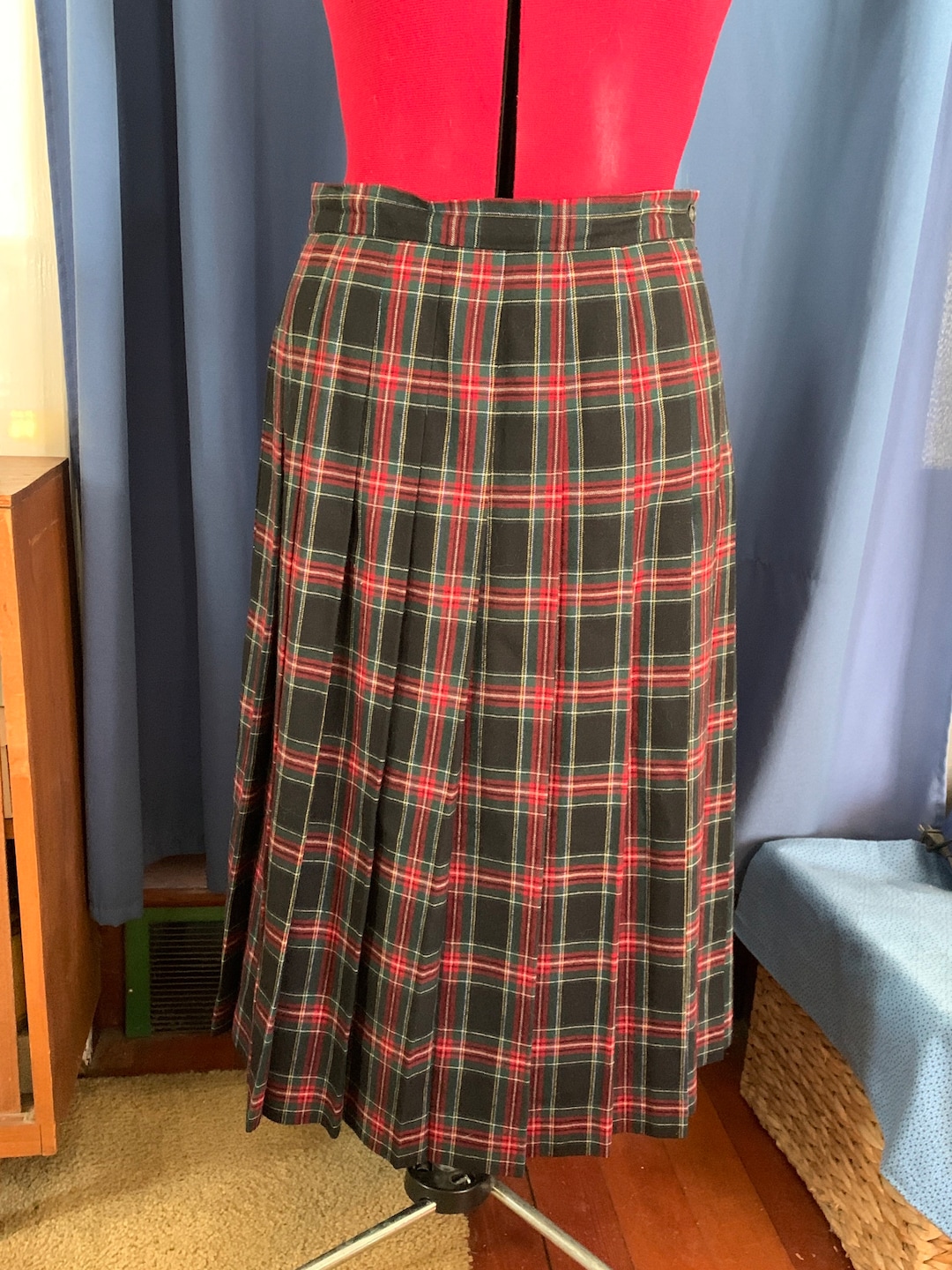 Vintage ESCADA 80s Wool Skirt A-line Pleated Waist Burgundy Red Skirt