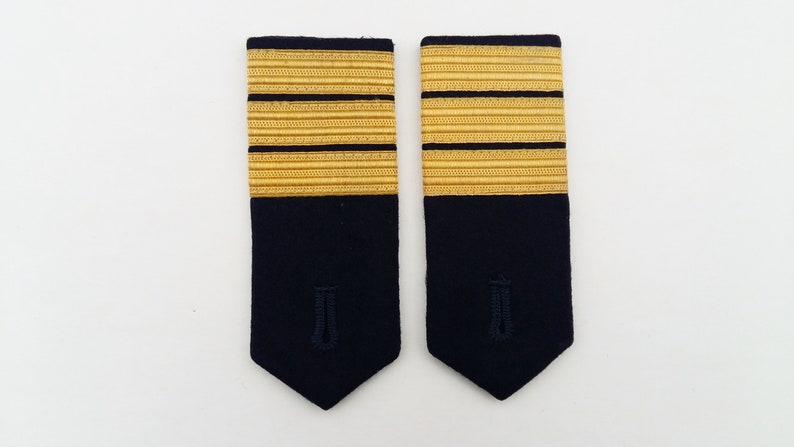 rank Pair of shoulder flaps of the Bundesmarine corvette captain gold tressen navy
