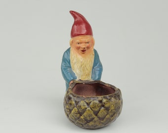 Balzer & Bock gnome / gnome de jardin, figures de jardin du milieu du siècle, RDA, céramique, jardinière