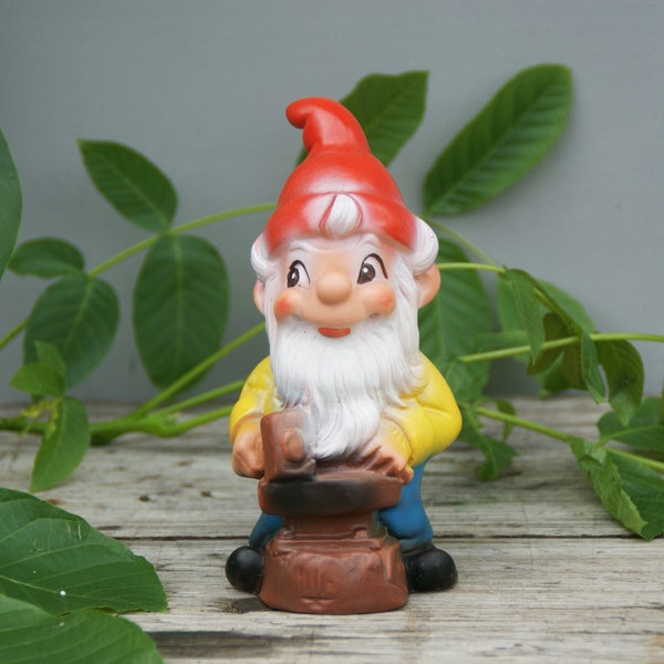 Vintage Mini Gartenzwerg / Gnom,Götz, Gartenzwerg Schmied, signed, german garden gnome, 15 cm