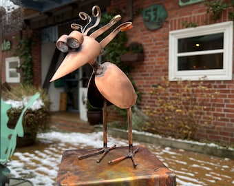 Family ties bird made of copper, garden decoration, metal figure