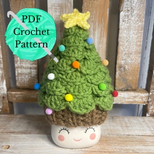 Crochet PDF Pattern | marshmallow mug hat | Christmas tree