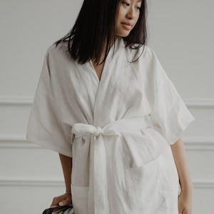 MIDNIGHT linen bathrobe in WHITE. Linen robe Japanese. Linen loungewear for women