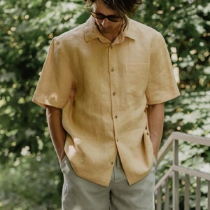 Oversized linen shirt for men MAGNUS. Men&#39;s linen summer shirt with short sleeves. Mustard linen shirt