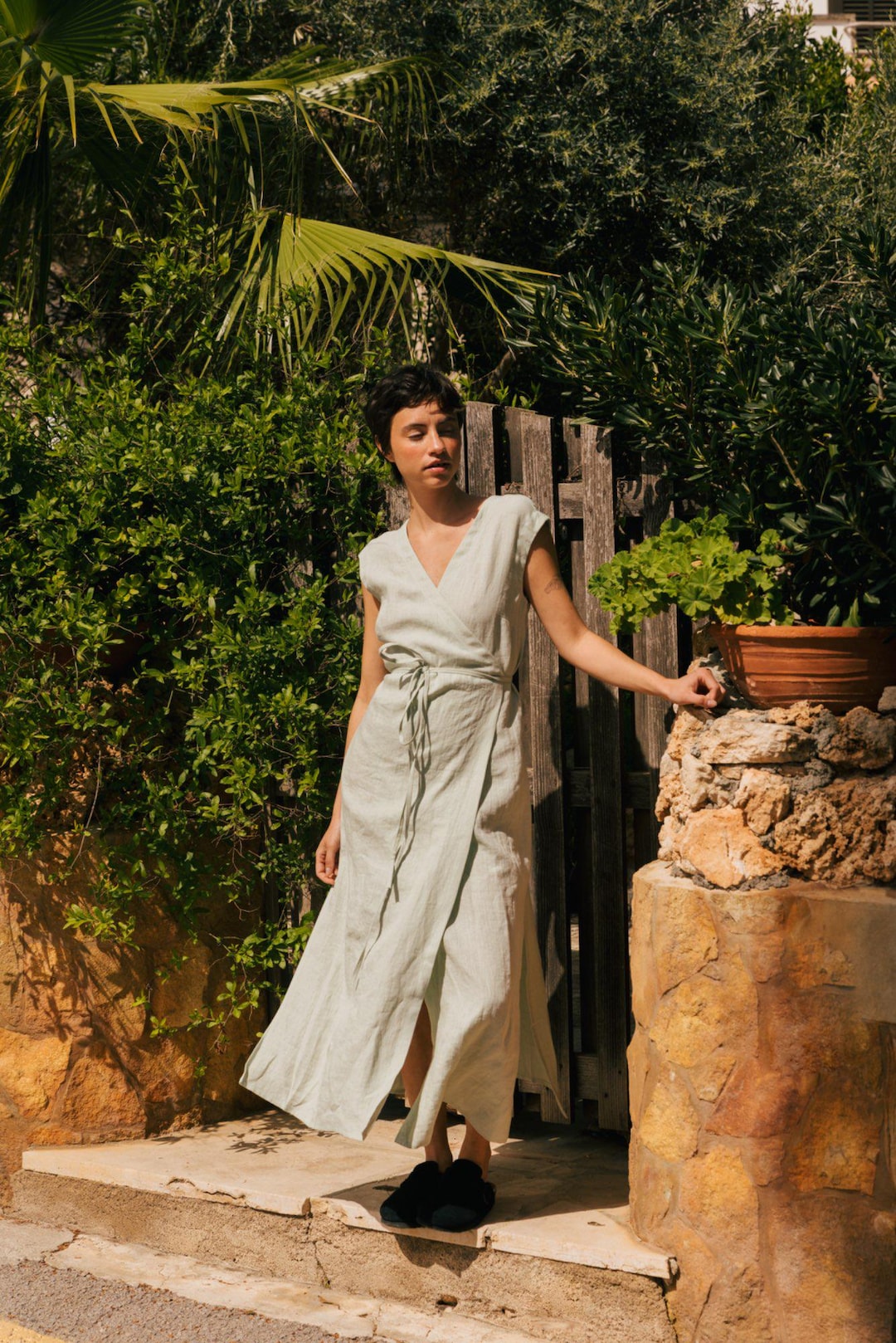 knee length dresses for ladies Lyra Dress in Linen – Giuliva Heritage