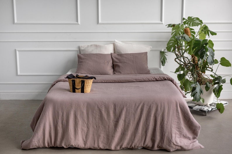 Set biancheria da letto in lino beige. Set copripiumino Queen. Copripiumino in lino in marrone rosato immagine 1