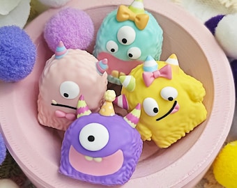 Kawaii Little Monster Keycap | Cute Resin Artisan Keycap | Funny Alien Cyclops for Mechanical Keyboard