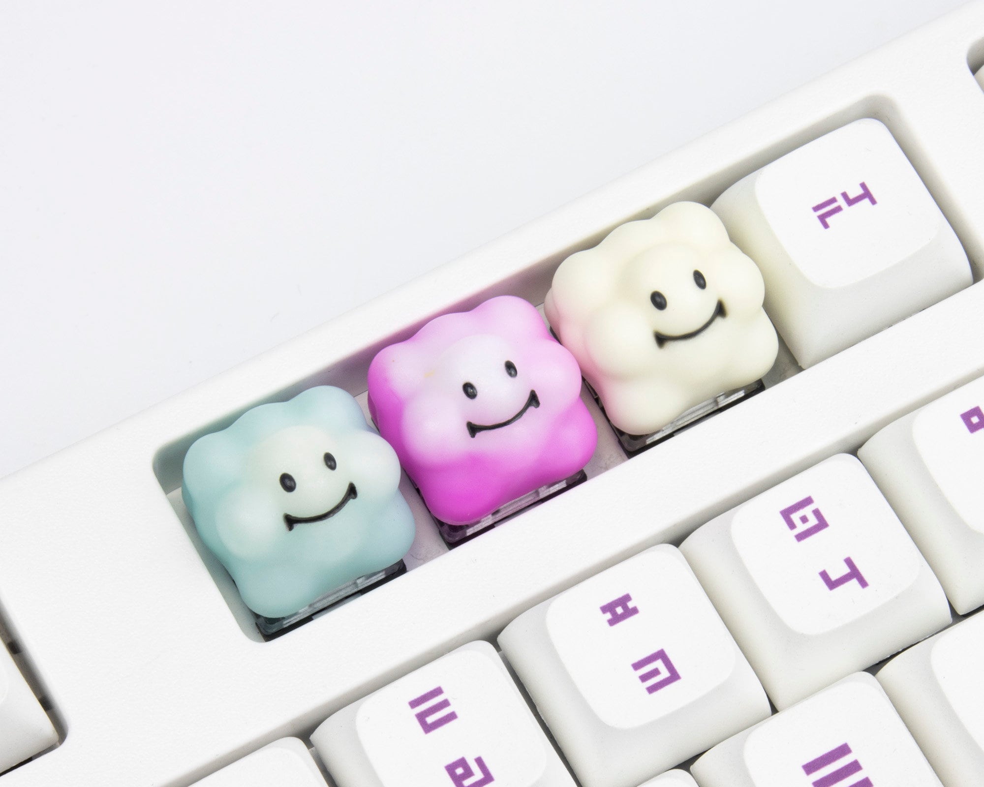 Electronics & Accessories WASD Dreamy Cloud Keycaps Handmade Resin ...