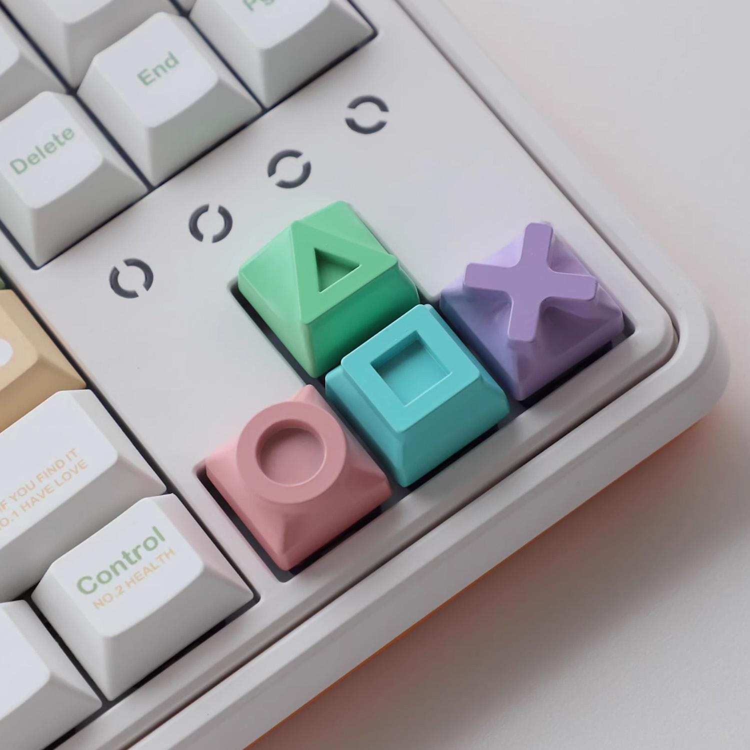 qwer Artisan Handmade Key Cap コンプ 4つ Novelty Shine Through