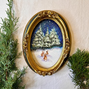 Pequeña pintura al óleo / Pintura vintage de conejito / Árbol de Navidad nevado / Pequeño ambiente antiguo / Conejito de madera invernal / Obra de arte de conejito / Arte mural campestre