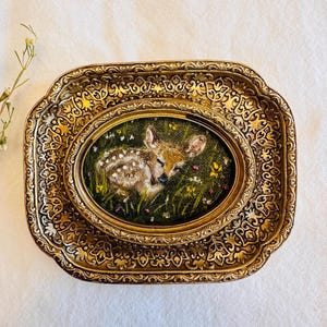 小さな鹿の油絵：ヴィンテージスタイルの額入り壁掛けアート