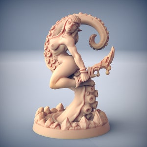 Zixrya - Beauty of the Depth - Cthulu Pinup - 28mm Miniatures for Tabletop Gaming (DnD, D&D, Pathfinder) by Artisan Guild