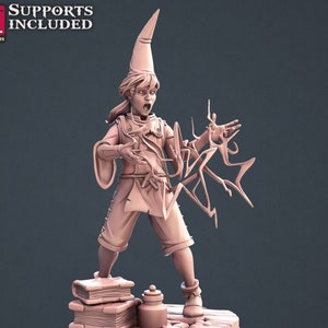 Apprentice Mage - 28 - 32mm Miniatures for Dungeons and Dragons (DnD, D&D) by STL Miniatures