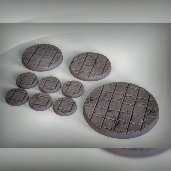 Basette Rotonde Per Miniature Da 28 Mm (50 Pezzi) - Ideali Per Wargame E Giochi Da Tavolo, In PP Resistente. Migliora L'esposizione Delle Tue Statuette!