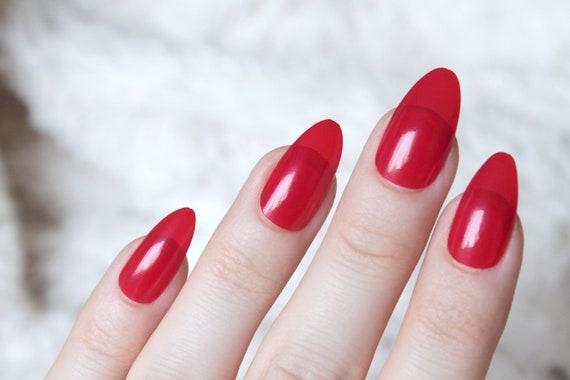 Red Nail Trends for Winter 2023 - 2024 20 Ideas: Stay Chic and Cozy! -  women-club.online | Red sparkle nails, Long red nails, Red nails glitter