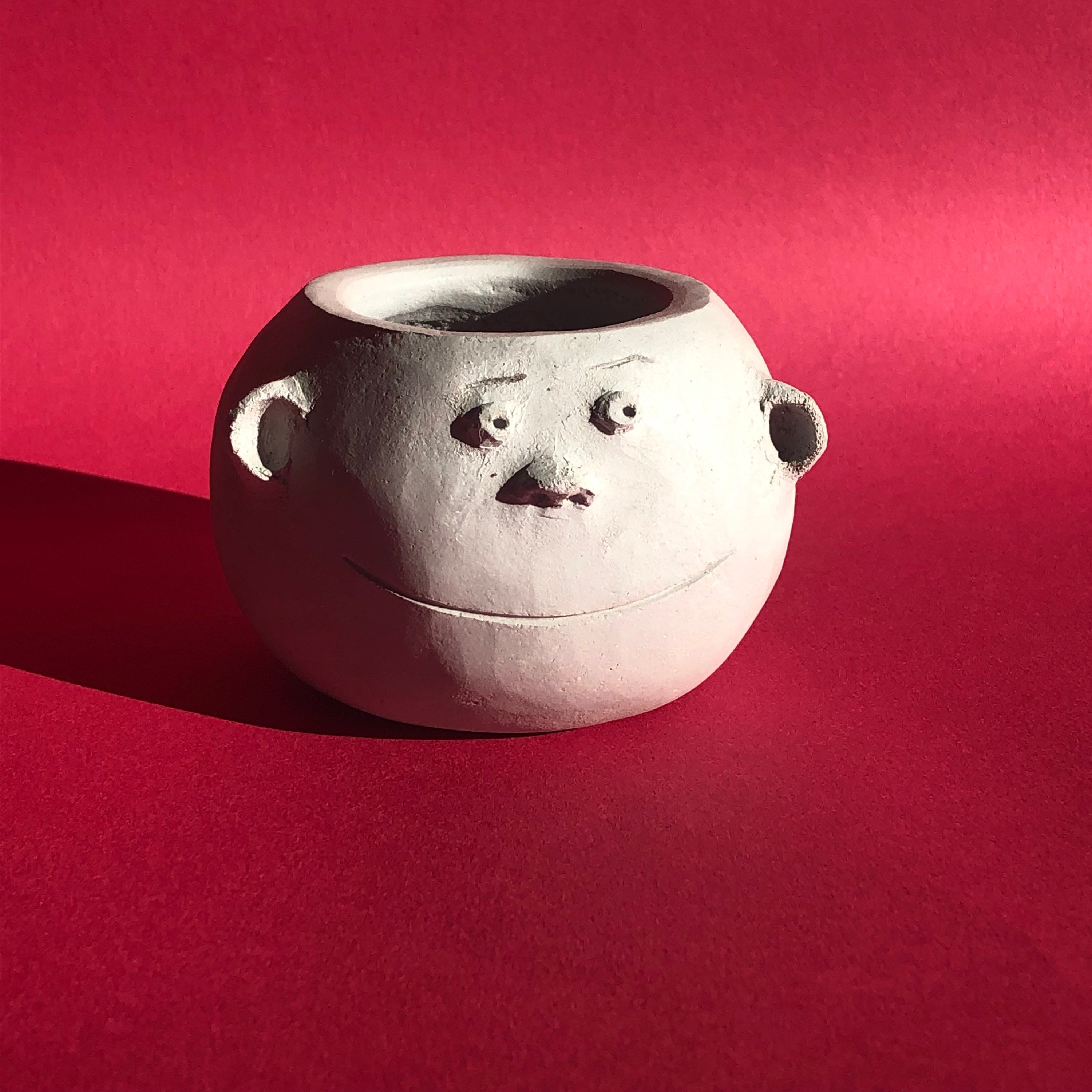 Pot Tête en Grès Gris