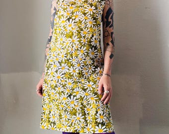 70s green daisy dress