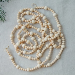 Wooden Bead Garland | Christmas Tree Garland |  Boho Garland | Minimal| Farmhouse Garland |  Christmas Garland | Scandinavia| Boho Christmas