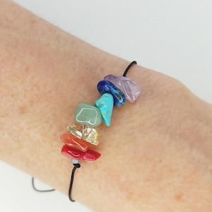 Pulsera 7 chakra Pulsera regolabile de hilo negro con pietre naturali Joyas con pietre energetiche Joyas 7 chakra para yoga de amistad