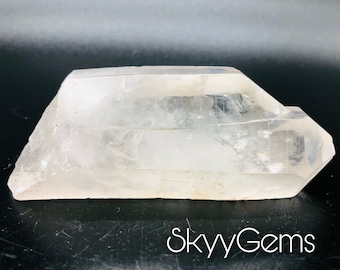 Points de quartz clairs, quartz, quartz clair, point de quartz naturel, point de cristal, cristal de quartz (Q2)