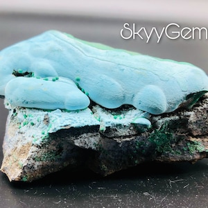 Botryoidal Chrysocolla, Chrysocolla, Malachite