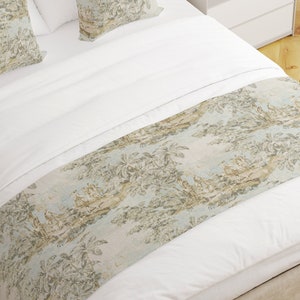 Bed Runner in Bosporus Flax Renaissance Toile