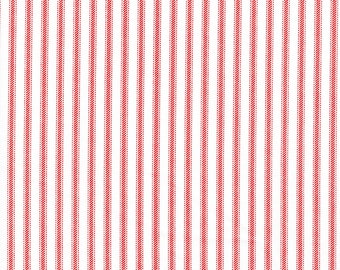 Scalloped Valance in Classic Lipstick Red Ticking Stripe on White