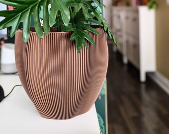 Planter Pot With Drainage, Nut Brown Coconut Design for Small and Large Plants [Water Plate Included] Outdoor and Indoor use Plant Pot