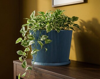 BlueSteel Flux Design Planter Pot with Drainage & Water Plate