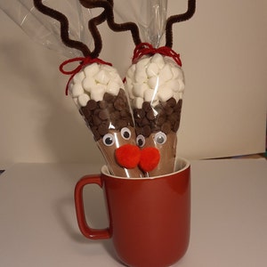 6, 12 or 14 Reindeer Hot Cocoa Cone, Christmas Party Favor, Hot Chocolate Gift, Stocking Stuffer, Holiday Teacher gifts, Classroom Gifts1
