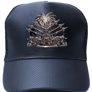 Czapka baseballowa Haiti, czapka z czarnym herbem Haiti, czapka z czarną tarczą, czapka z haitańskim snapbackiem, czapka z flagą Haiti, czapki trucker