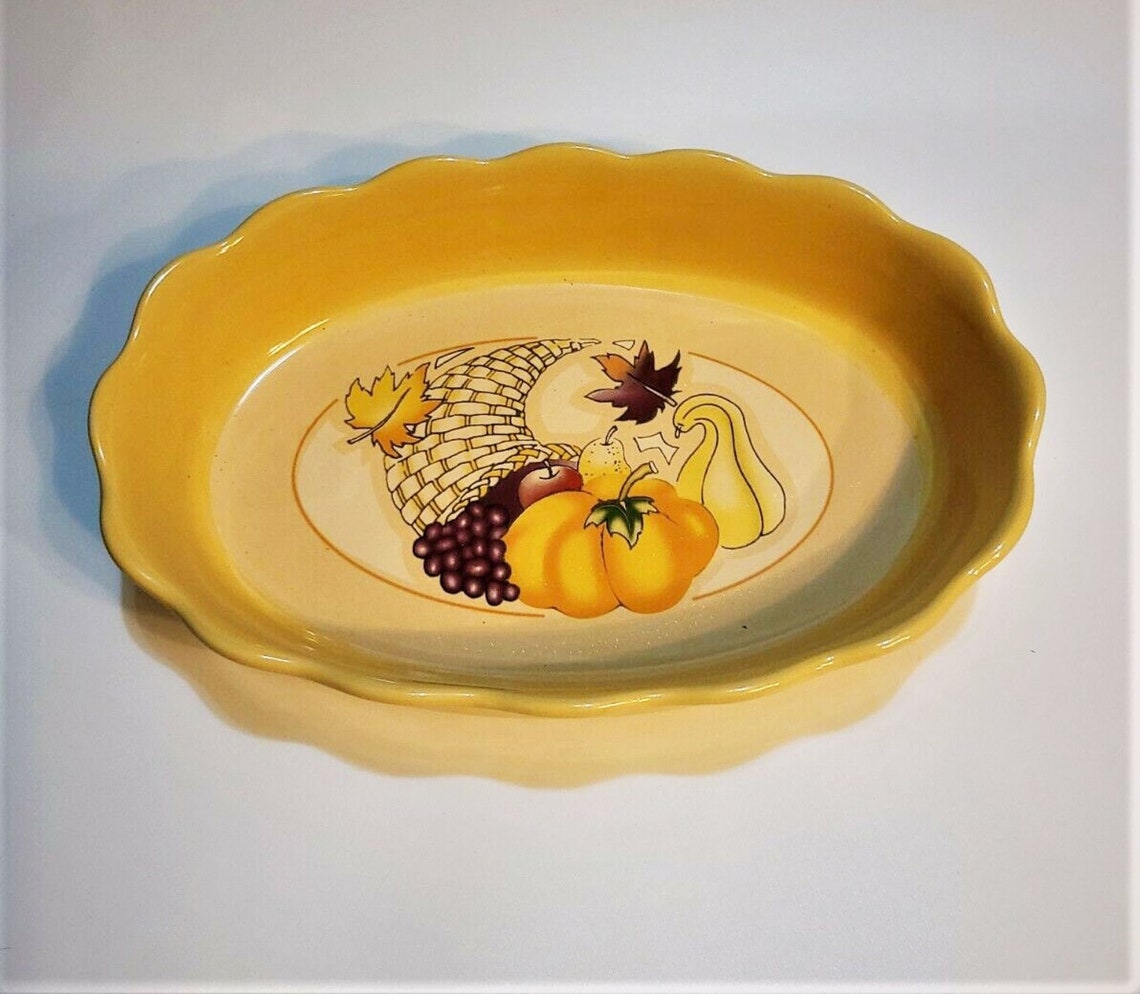 Nesting Baking Dishes With Basket Holders Set of 3, Butternut