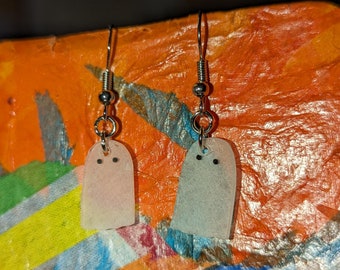 Pendientes colgantes de fantasmas en miniatura