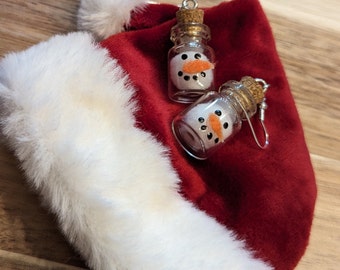 Pendientes de tarro navideño de muñeco de nieve